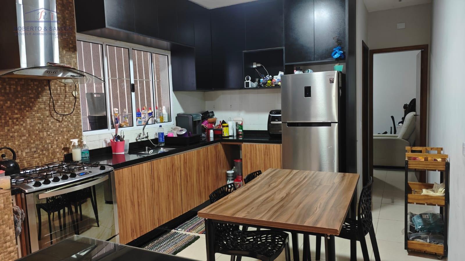 Cozinha, outra vista