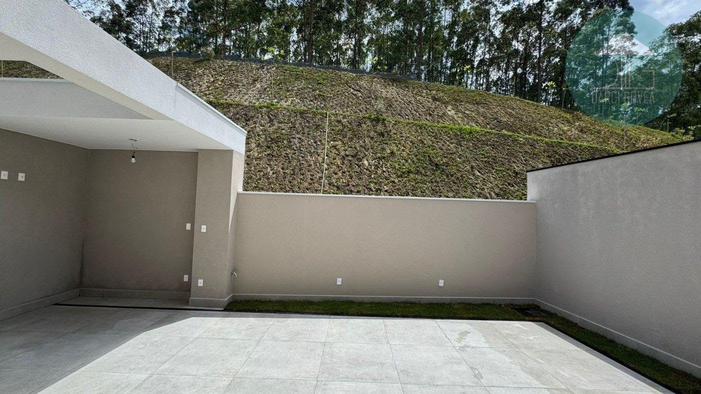 Casa à venda com 3 quartos, 3 suítes, 3 vagas e 240m² no Alphaville, Santana de Parnaíba (SP) — foto 20 de 23