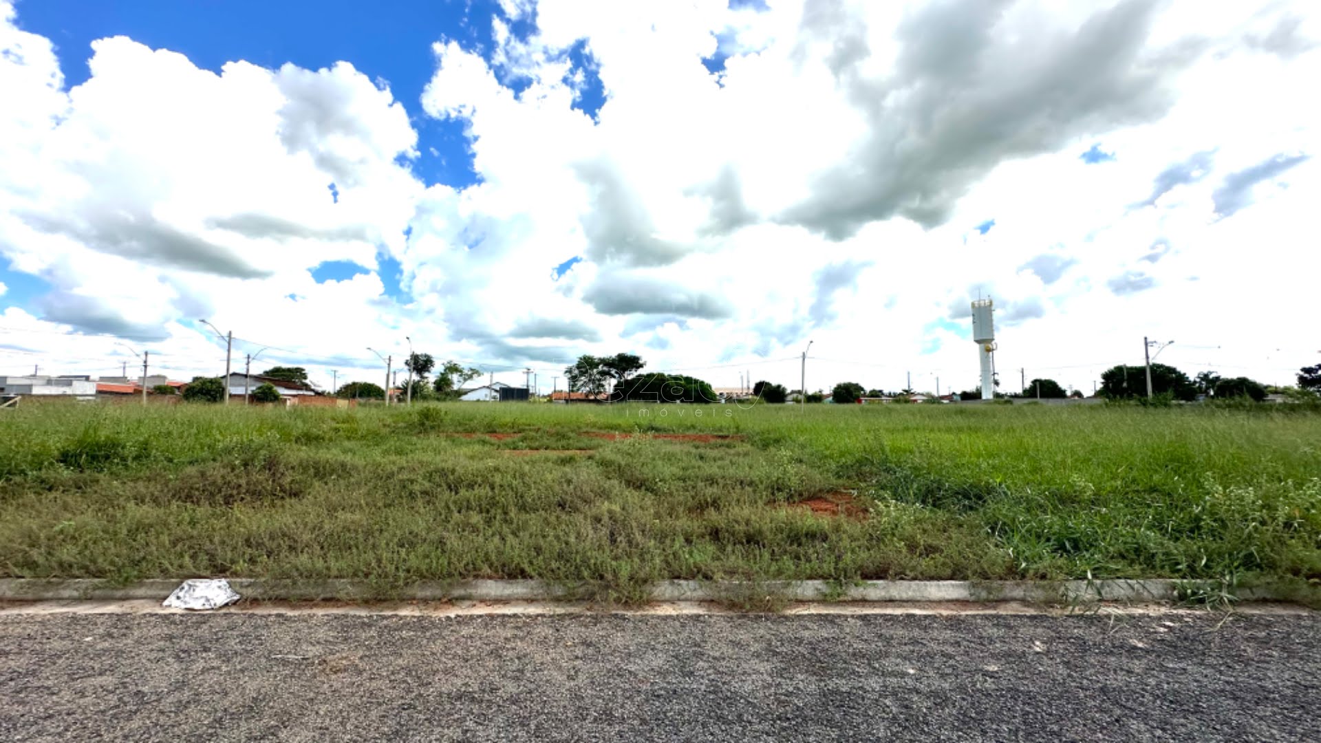 Terreno à venda com 250m² de terreno no Residencial Jardim São Geraldo, Itapuranga — foto principal