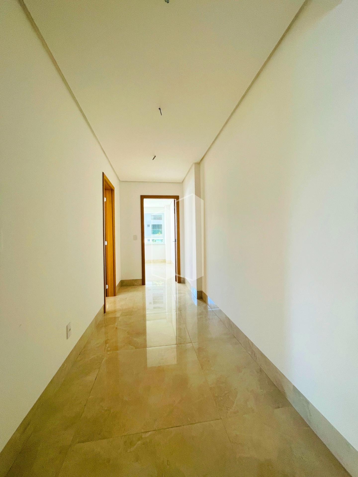 Apartamento à venda com 4 quartos, 4 suítes, 3 vagas e 256m² no Setor Marista, Goiânia (GO) — foto 26 de 30