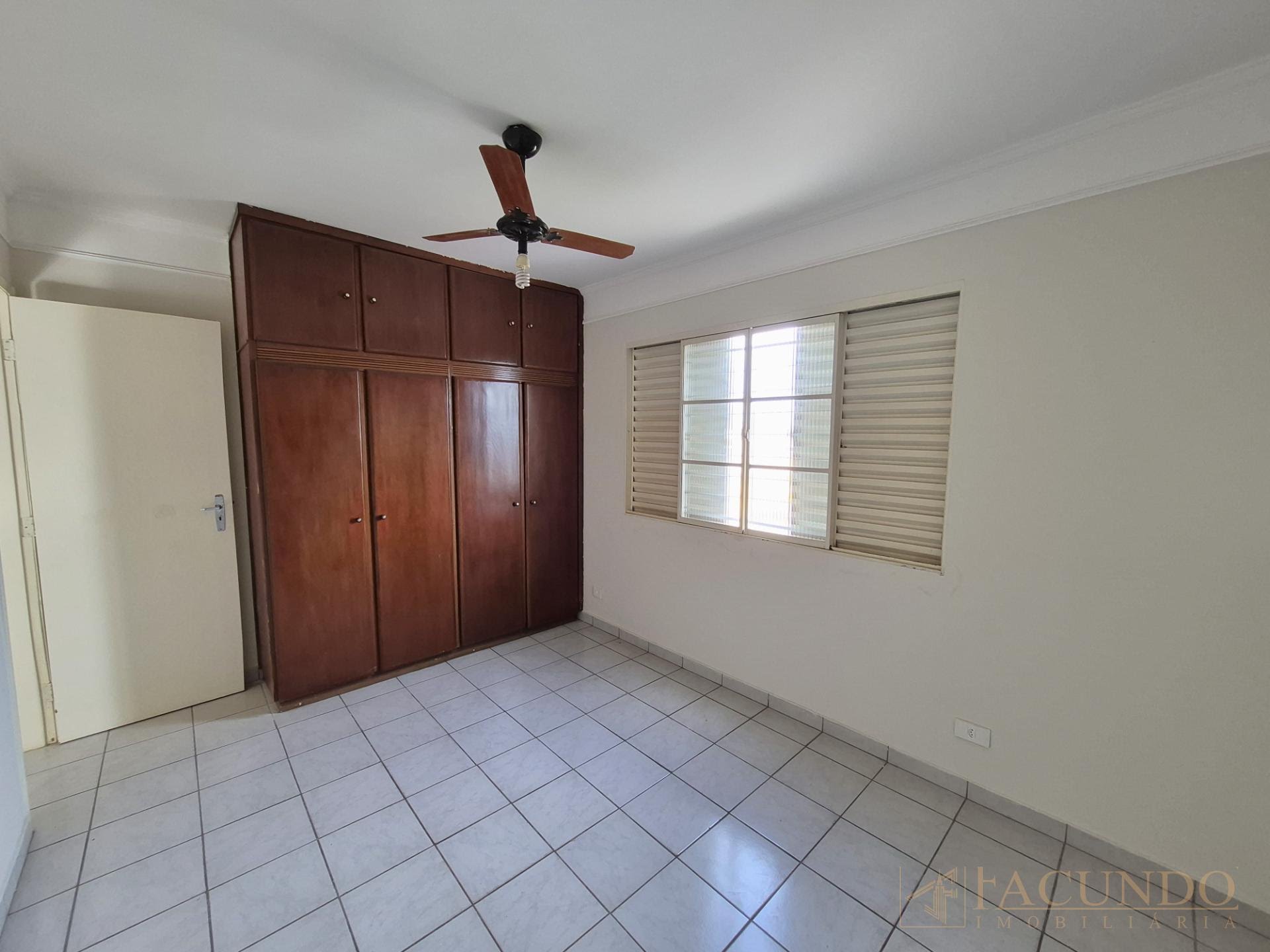 Quarto 01