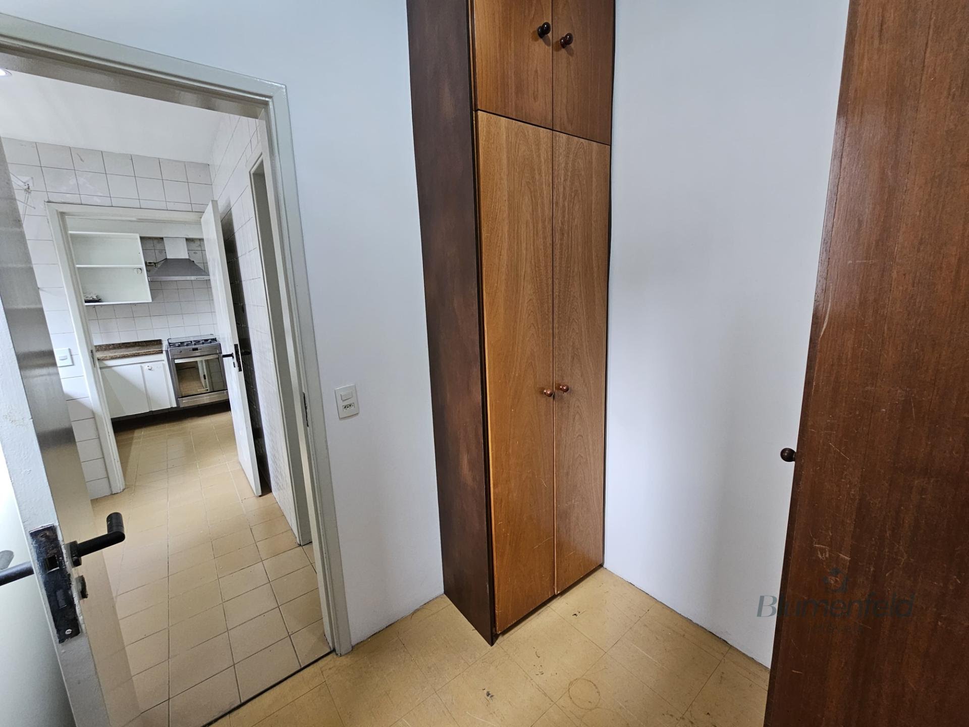 Apartamento para alugar com 3 quartos, 1 suíte, 1 vaga e 120m² no Moema, São Paulo (SP) — foto 17 de 28