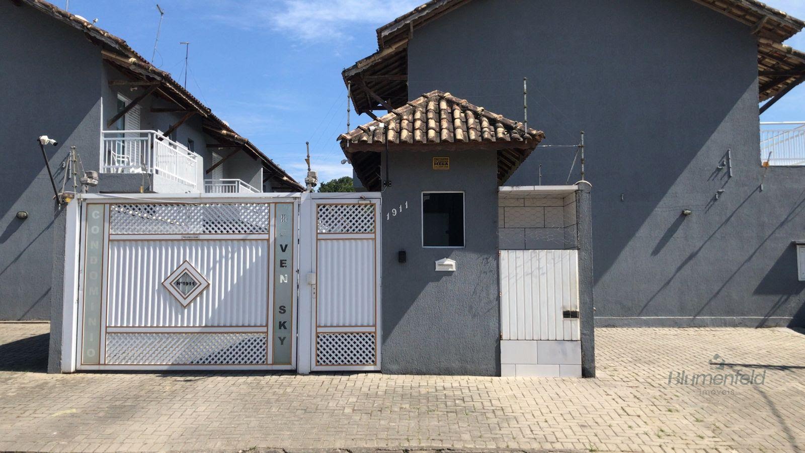 Casa à venda com 2 quartos, 2 banheiros e 77m² no Conjunto Residencial Mazzeo, Mongaguá — foto principal