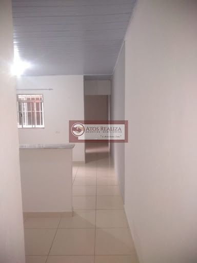 Sobrado no Parque Residencial Cocaia,5 dormitorios,4 vagas.