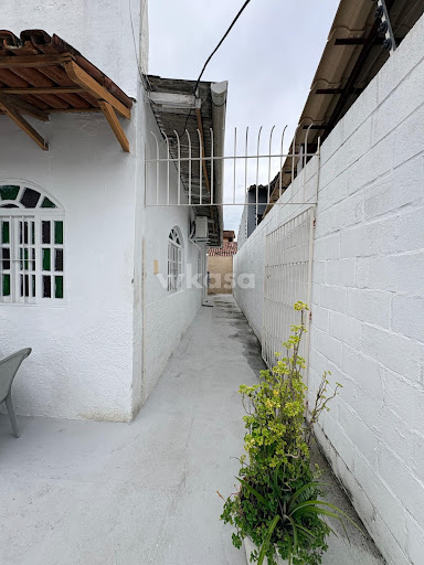 Casa em Parque Residencial Laranjeiras  -  Serra