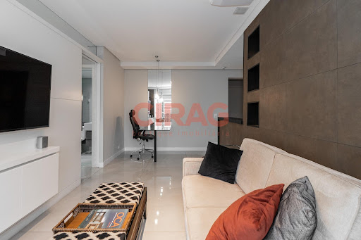 Apartamento de 1 dormitório totalmente decorado e mobiliado.