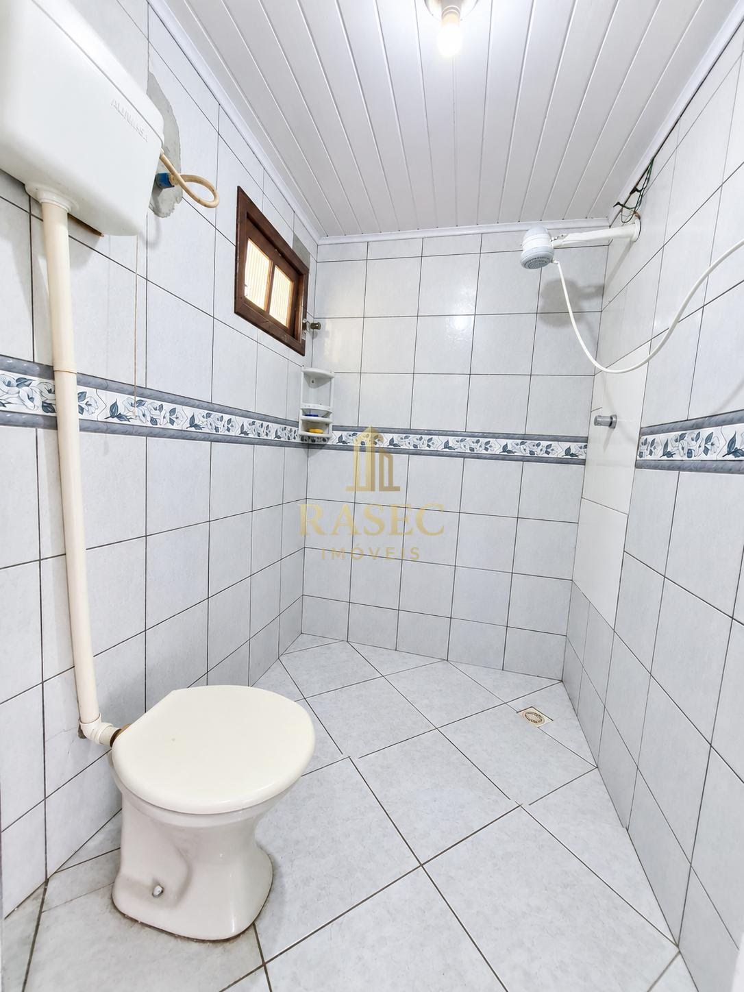 Casa para alugar com 3 quartos, 1 banheiro e 85m² no Centro 1, Brusque (SC) — foto 4 de 8