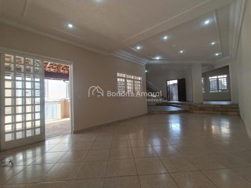 Casa, 4 quartos, 350 m² - Foto 4