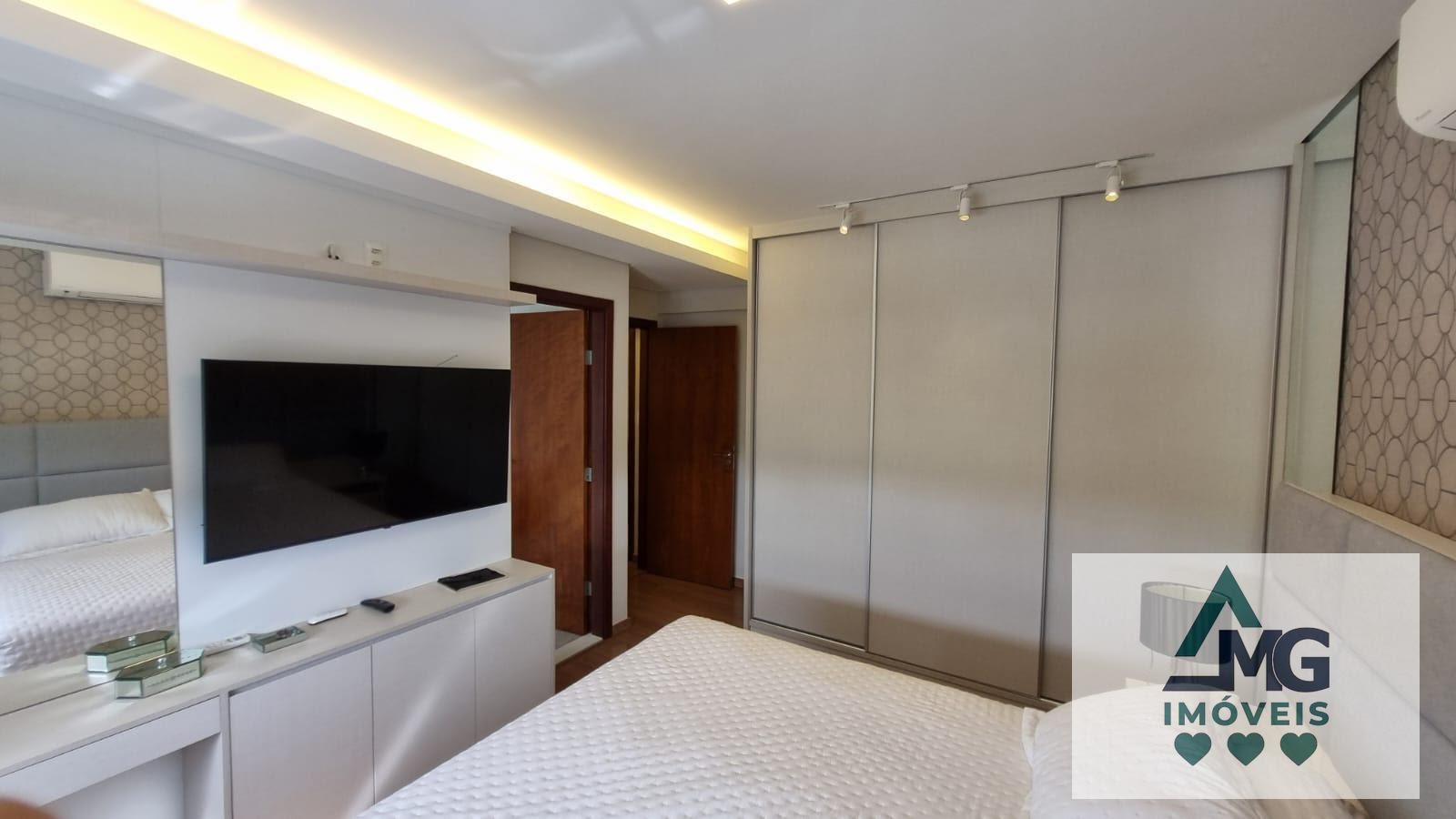 Apartamento à venda com 3 quartos, 3 suítes, 4 vagas e 245m² no Centro, Três Corações (MG) — foto 10 de 30