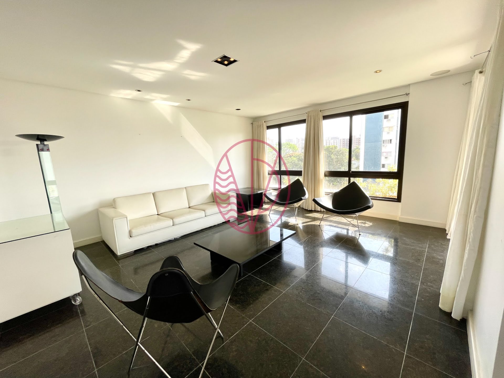 Apartamento à venda com 3 quartos, 2 suítes, 3 vagas e 212m² no Itaigara, Salvador (BA) — foto 9 de 30