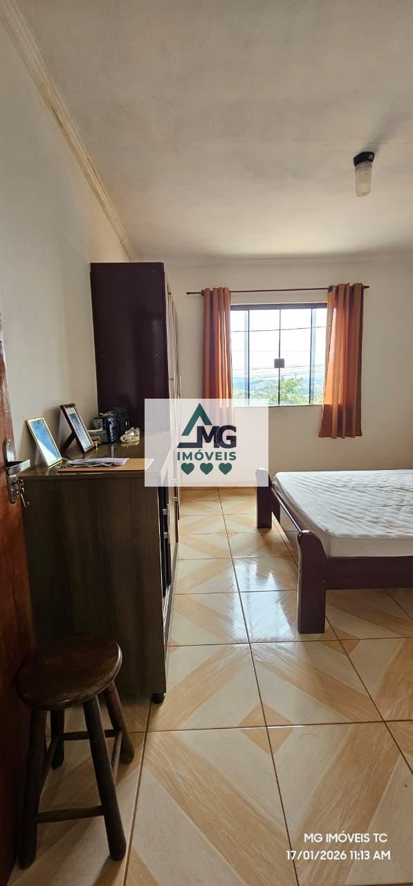 Casa à venda com 2 quartos, 1 suíte, 2 vagas e 128m² no Jardim Fabiana, Três Corações (MG) — foto 17 de 30