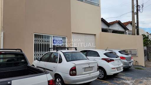 Estacionamento para 04 Veículos