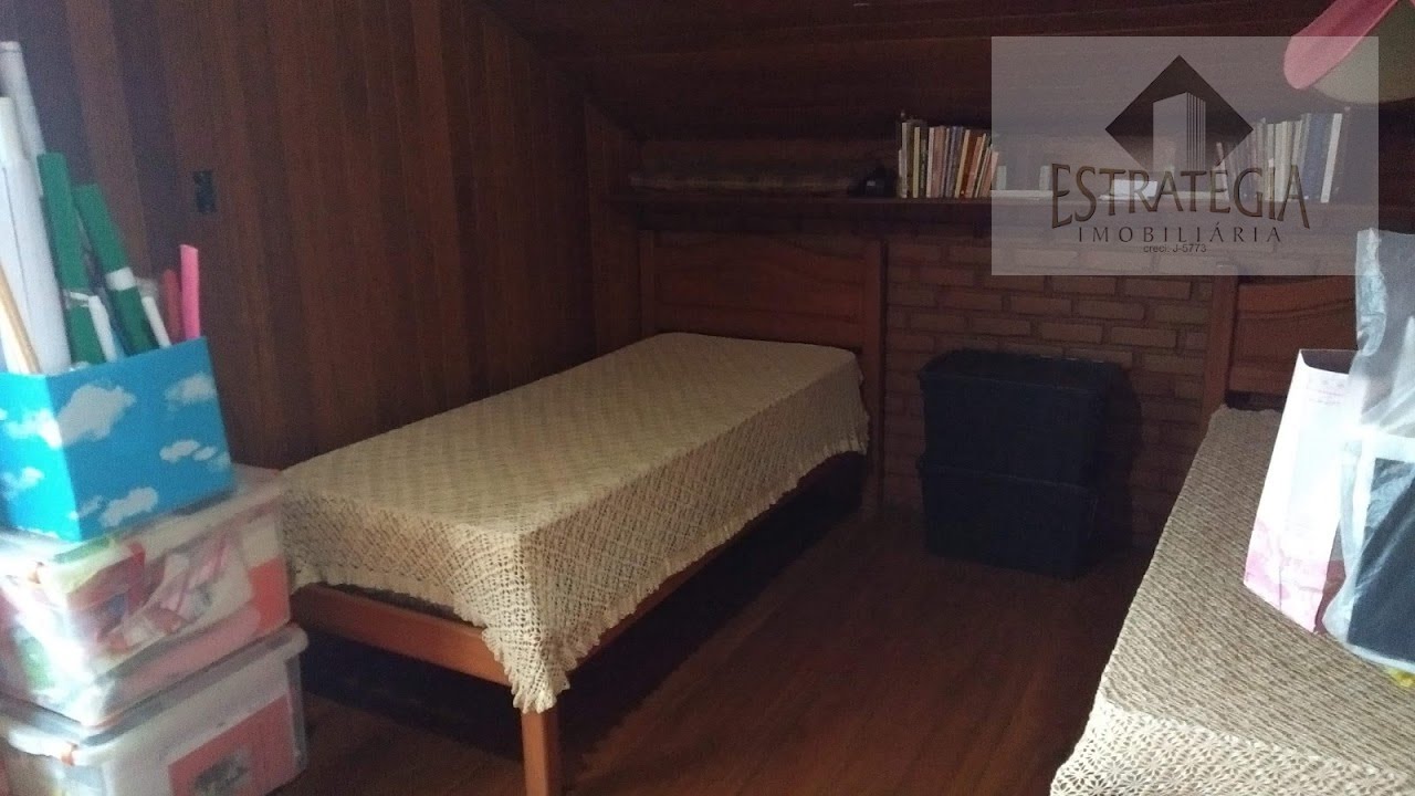 Casa à venda com 4 quartos, 2 banheiros, 2 vagas e 202m² no São Sebastião, Petrópolis (RJ) — foto 9 de 16