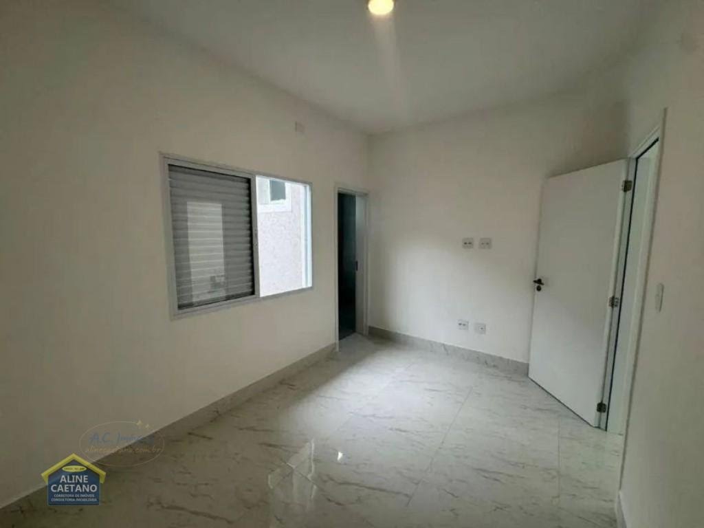 Casa à venda com 4 quartos, 2 suítes, 4 vagas e 165m² no Vila Caiçara, Praia Grande (SP) — foto 7 de 19