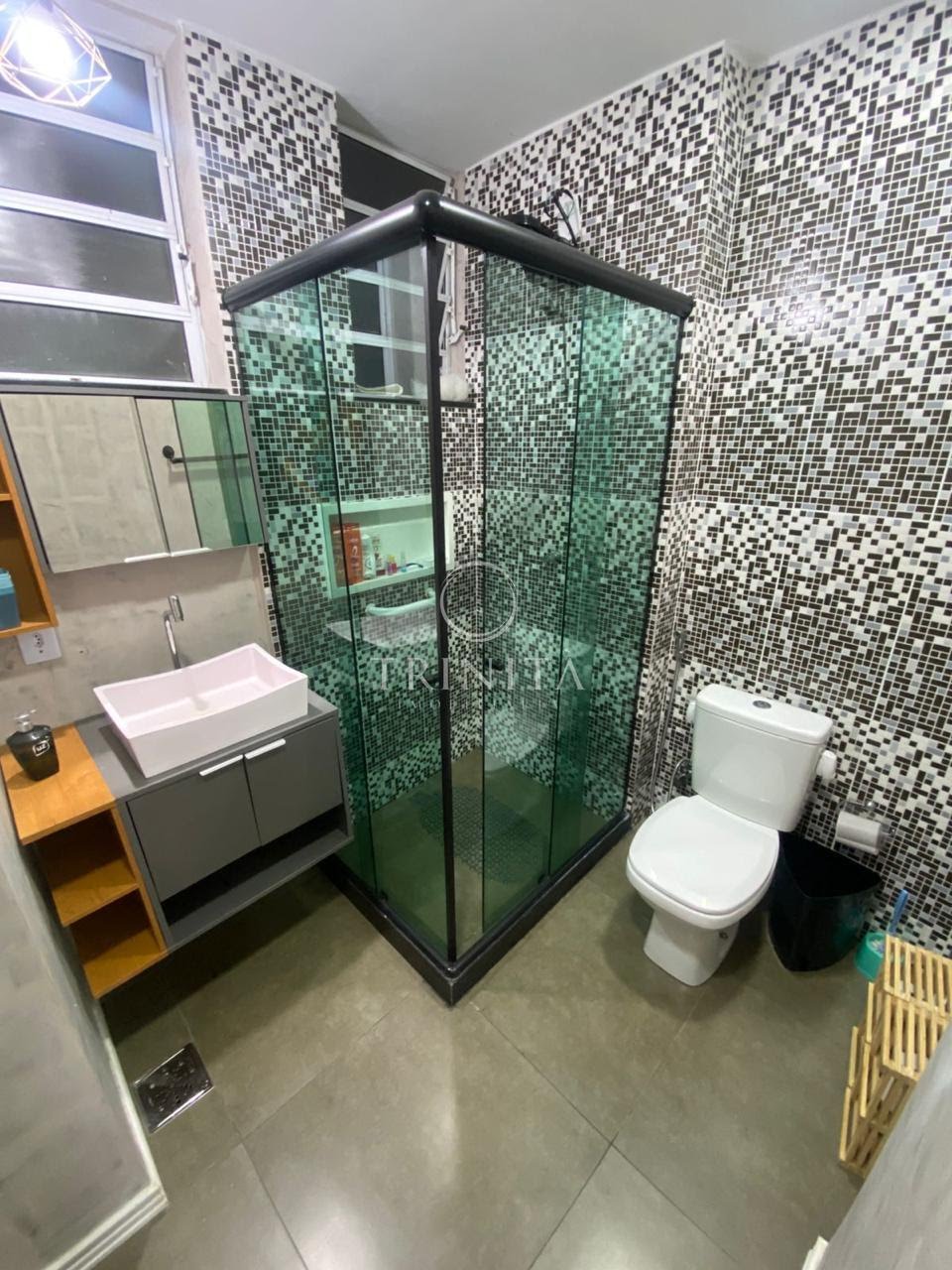 banheiro-trinitaimobiliaria-alcindoguanabara
