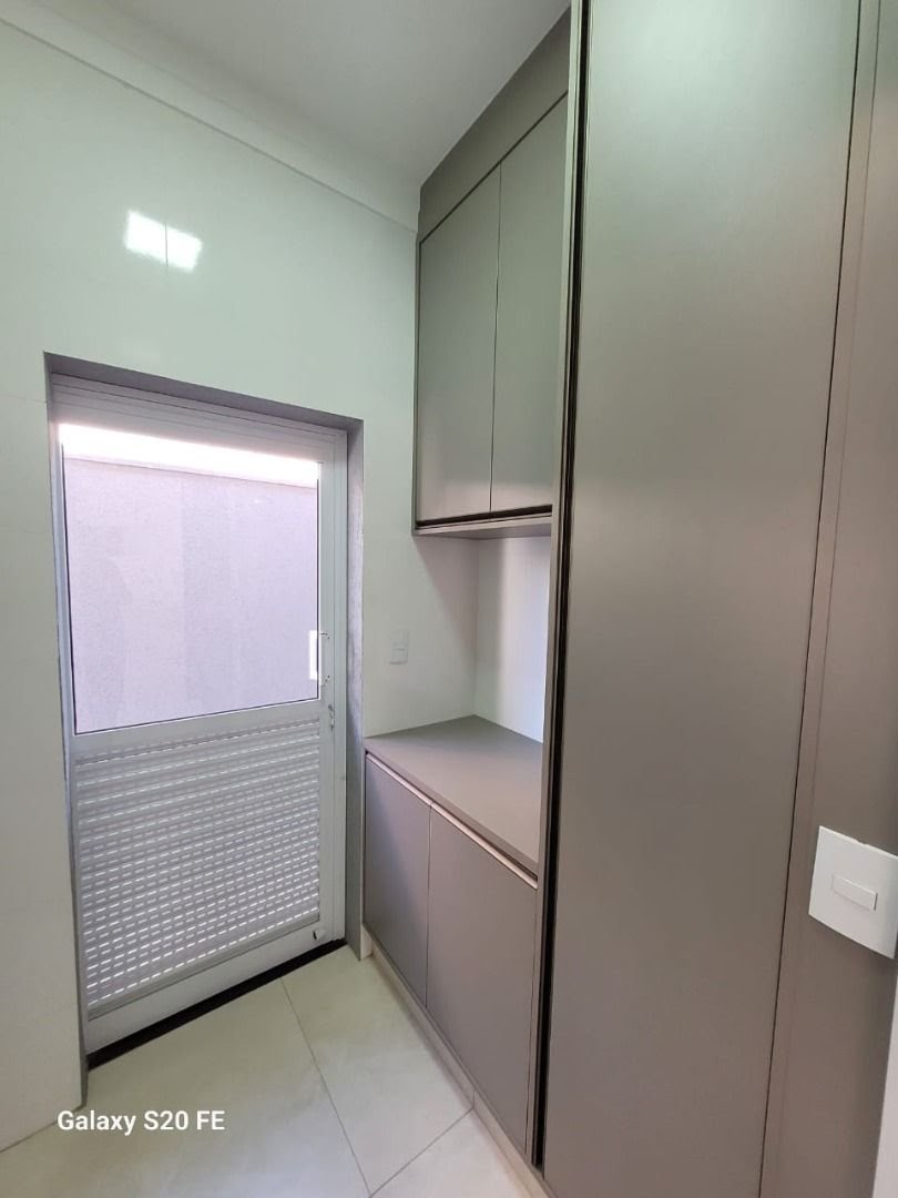 Casa à venda com 3 quartos, 3 suítes, 4 vagas e 160m² no Jardim Cybelli, Ribeirão Preto (SP) — foto 11 de 29