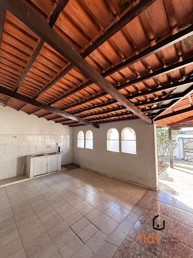 Casa à venda no bairro Belvedere, Pará de Minas | 2 dorms, 130m²
