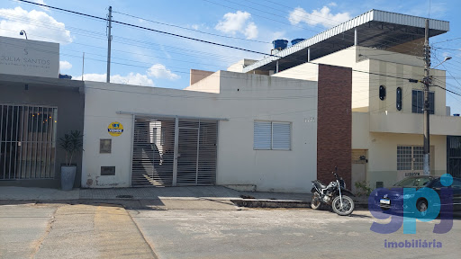 Casa em Centro  -  Araújos