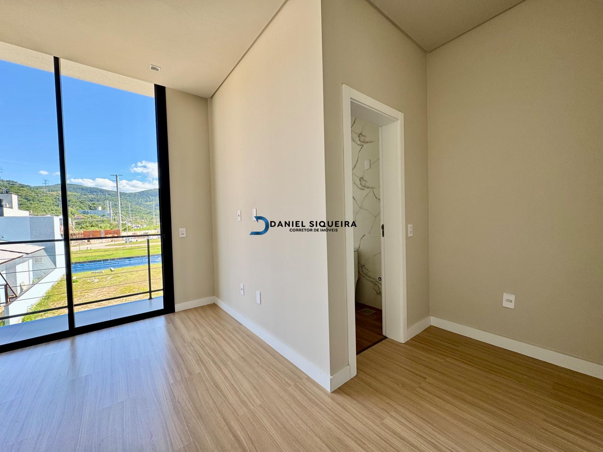 Casa à venda com 3 quartos, 3 suítes, 4 vagas e 215m² no Bairro Deltaville, Biguaçu (SC) — foto 23 de 30