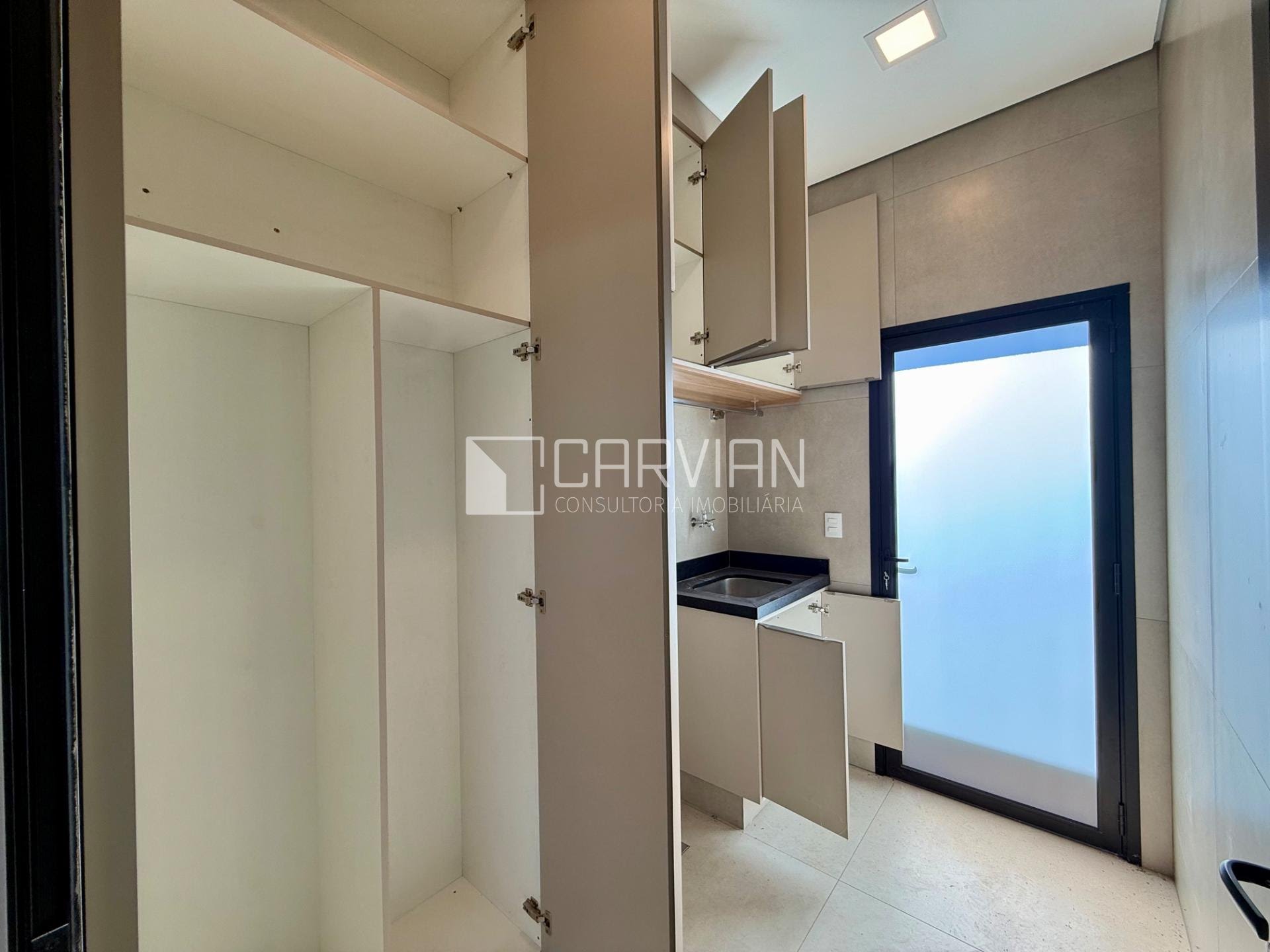 Casa à venda com 3 quartos, 3 suítes, 4 vagas e 201m² no Vila do Golf, Ribeirão Preto (SP) — foto 28 de 30