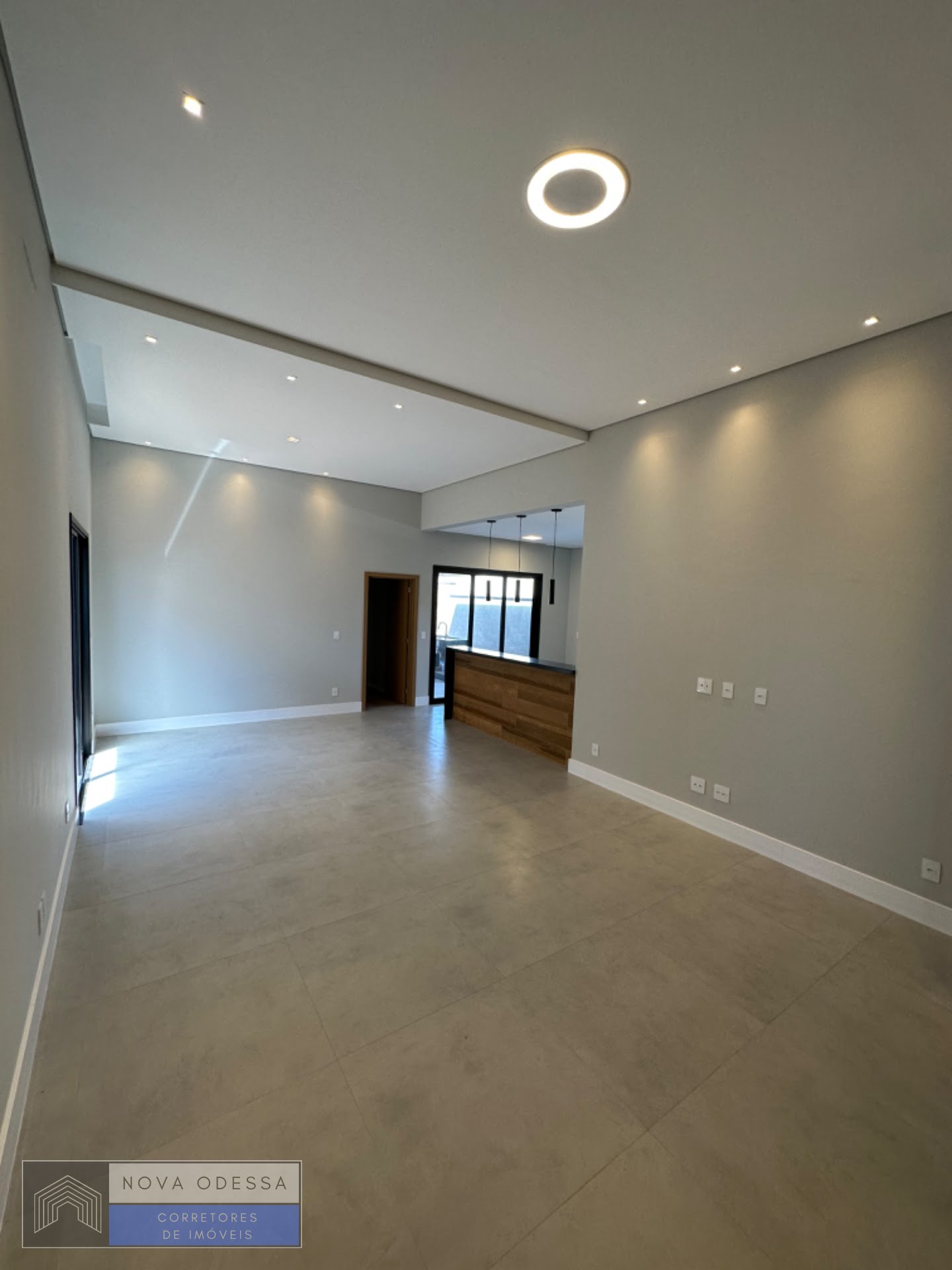 Casa à venda com 3 quartos, 1 suíte, 5 vagas e 185m² no Engenho Velho II, Nova Odessa (SP) — foto 8 de 22