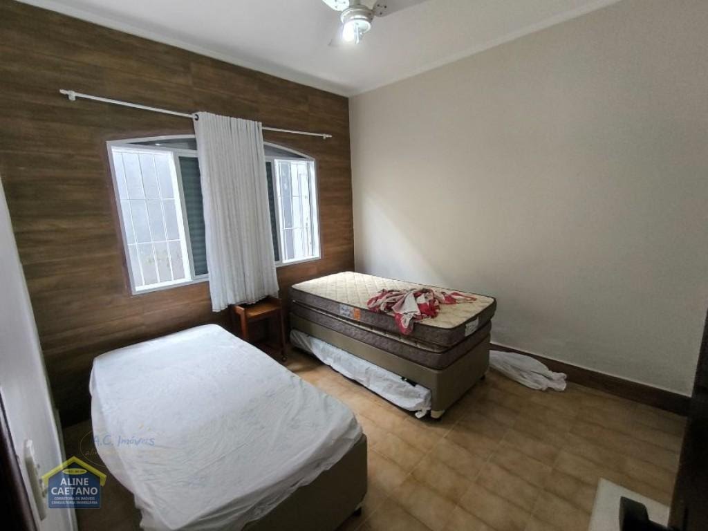 Casa à venda com 3 quartos, 1 suíte, 6 vagas e 257m² no Balneario Flórida, Praia Grande (SP) — foto 20 de 30