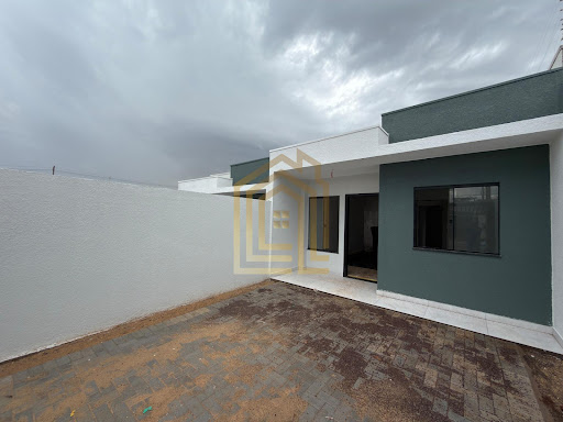 Casa à Venda no Eco Park, Cascavel | 2 Dormitórios, 60m²