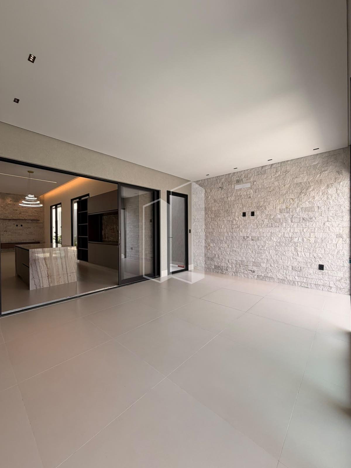 Casa à venda com 3 quartos, 3 suítes, 4 vagas e 225m² no Parque Anhanguera, Goiânia (GO) — foto 12 de 20
