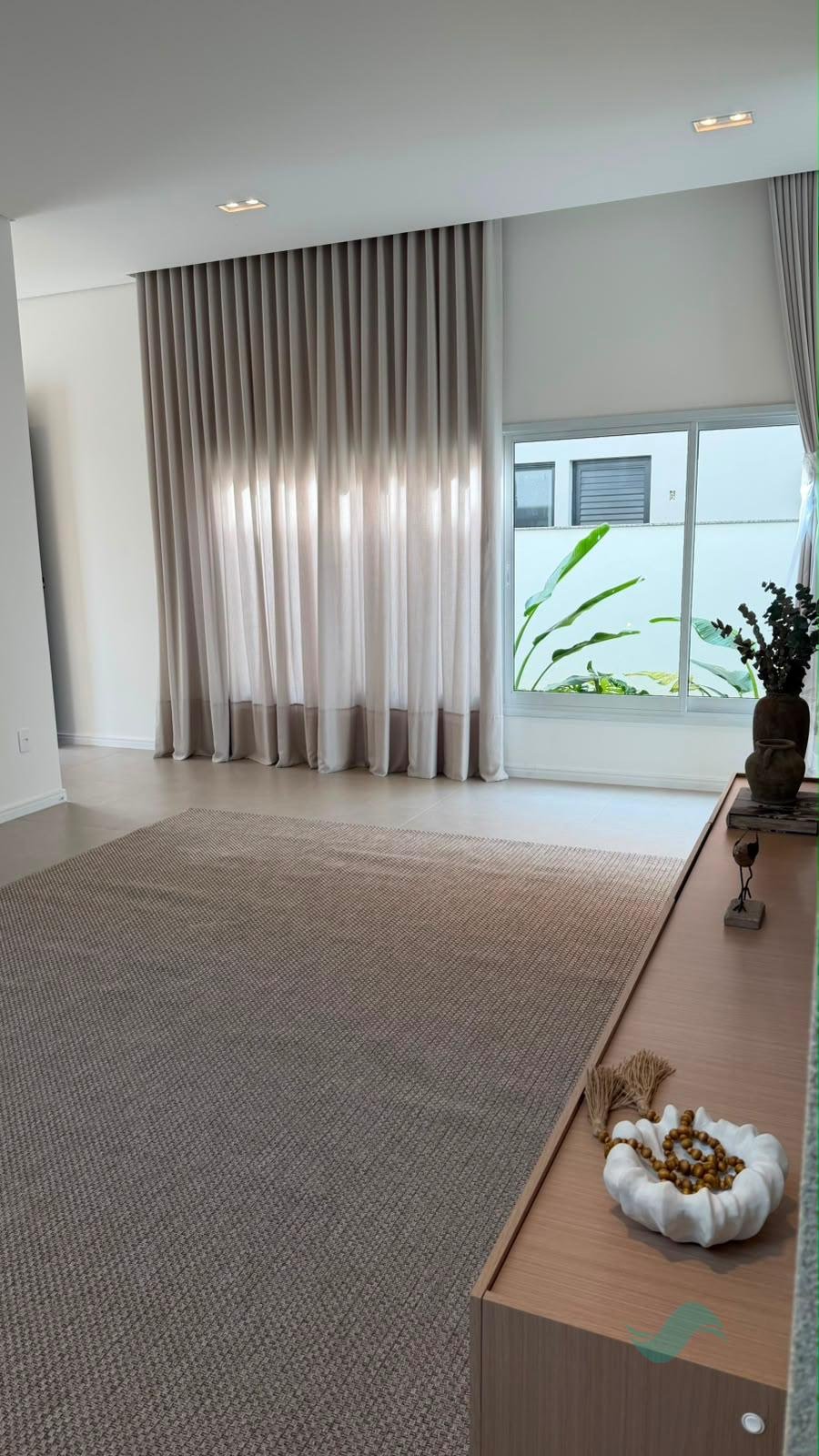 Casa à venda com 3 quartos, 3 suítes, 2 vagas e 278m² no Canto do Lamim, Florianópolis (SC) — foto 10 de 13