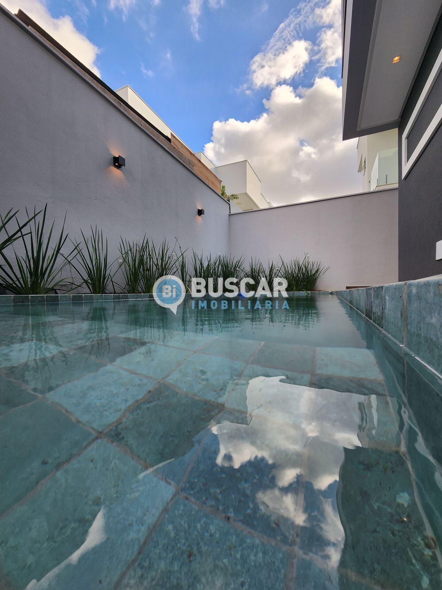 Casa à venda com 4 quartos, 4 suítes, 2 vagas e 252m² no Papagaio, Feira de Santana (BA) — foto 11 de 20