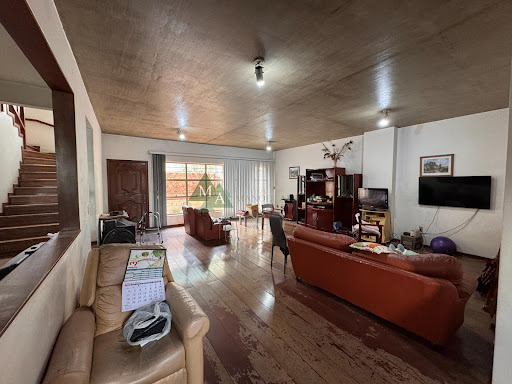 Casa Sobrado em Jardim Santa Rosália - Sorocaba, SP