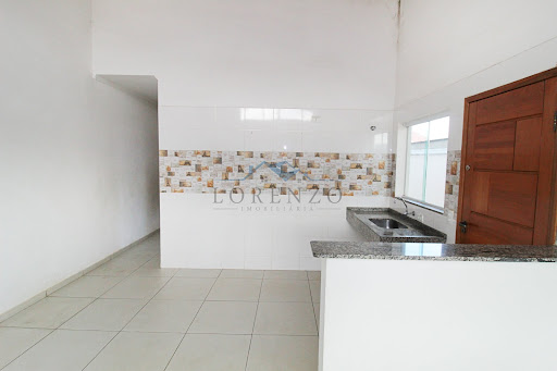 Sala de estar e cozinha