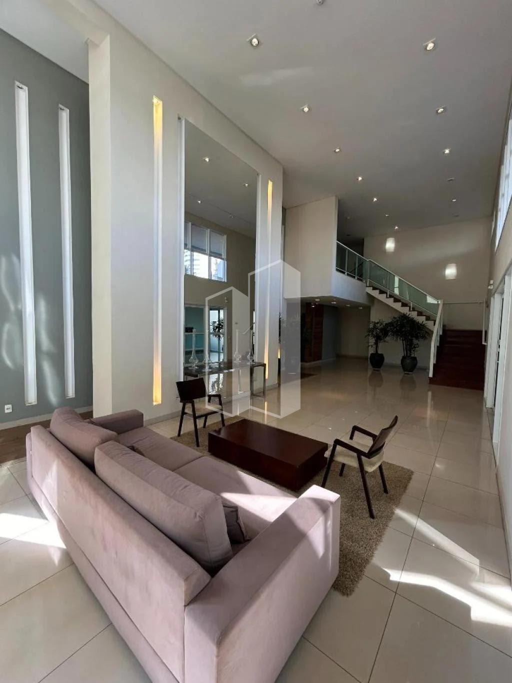 Apartamento à venda com 4 quartos, 3 suítes, 4 vagas e 345m² no Jardim Goiás, Goiânia (GO) — foto 4 de 30