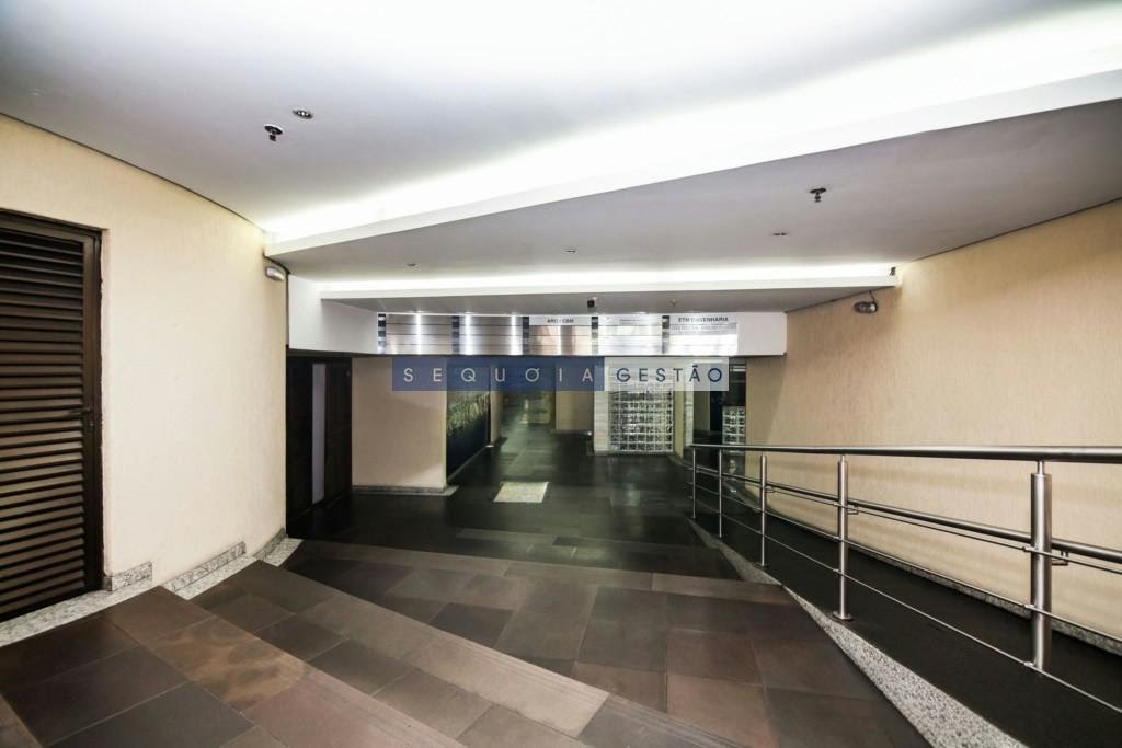Comercial à venda com 1 banheiro, 4 vagas e 381m² no Floresta, Porto Alegre (RS) — foto 14 de 24