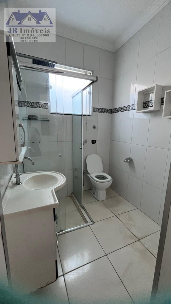 Casa à venda com 4 quartos, 2 banheiros, 1 vaga e 294m² no Centro, Piranguinho (MG) — foto 7 de 21