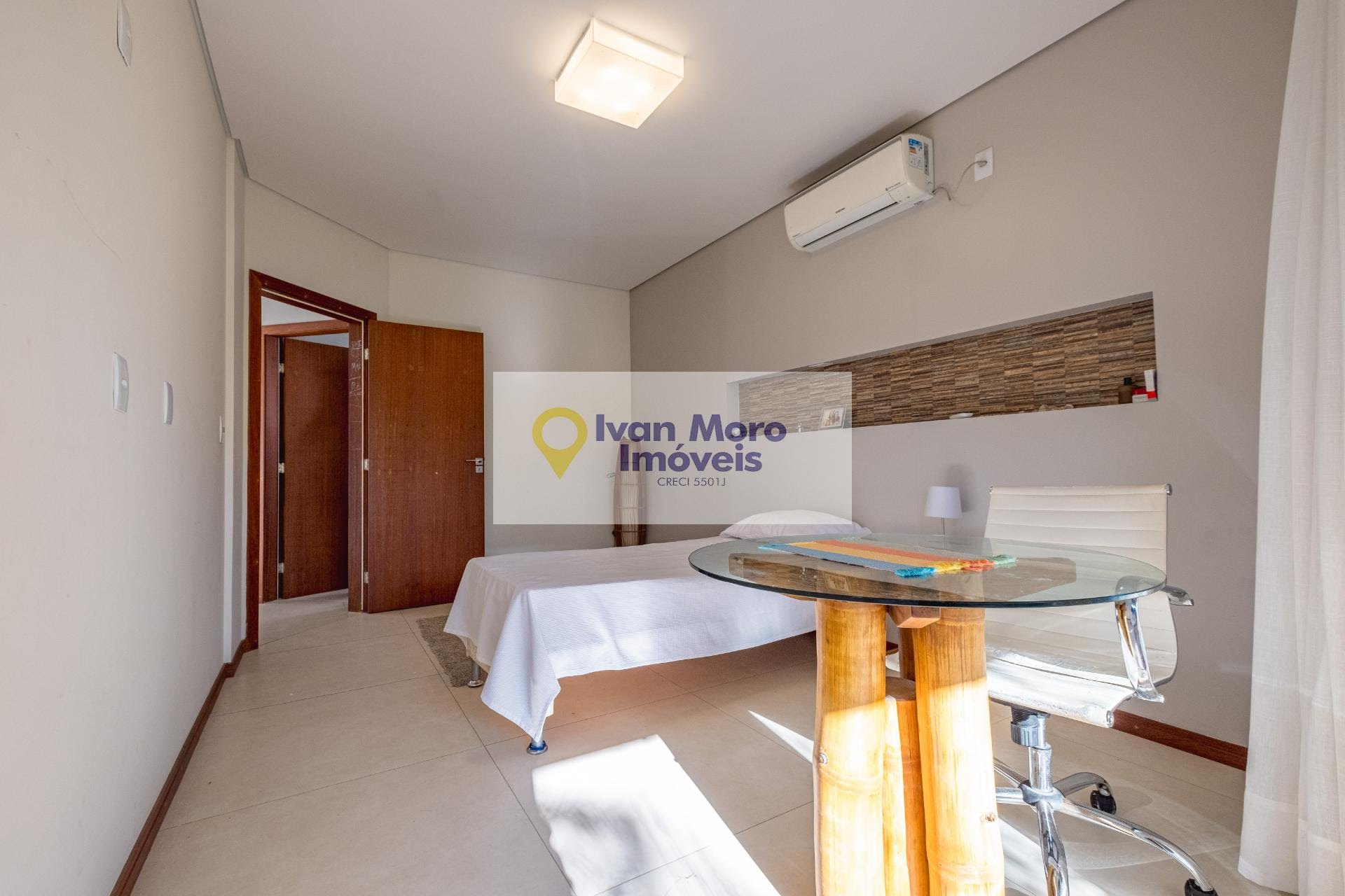 Casa à venda com 4 quartos, 2 suítes, 3 vagas e 450m² no Rio Tavares, Florianópolis (SC) — foto 11 de 23