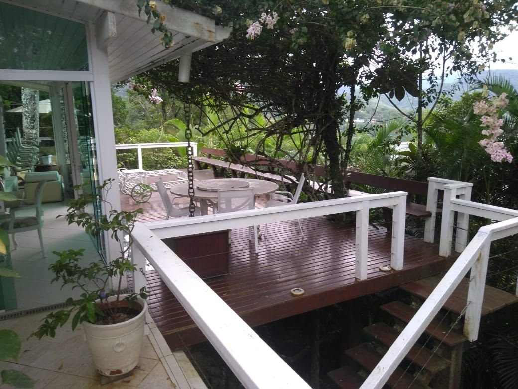 Casa à venda com 4 quartos, 5 banheiros, 4 vagas e 400m² no Toninhas, Ubatuba (SP) — foto 10 de 24