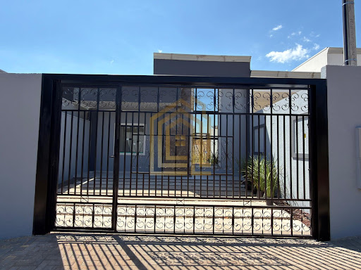 Casa à Venda no bairro Floresta, Cascavel: 2 Quartos, 53m², R$298mil