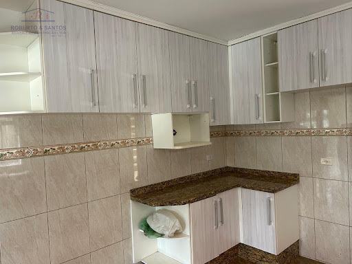 Armários na cozinha