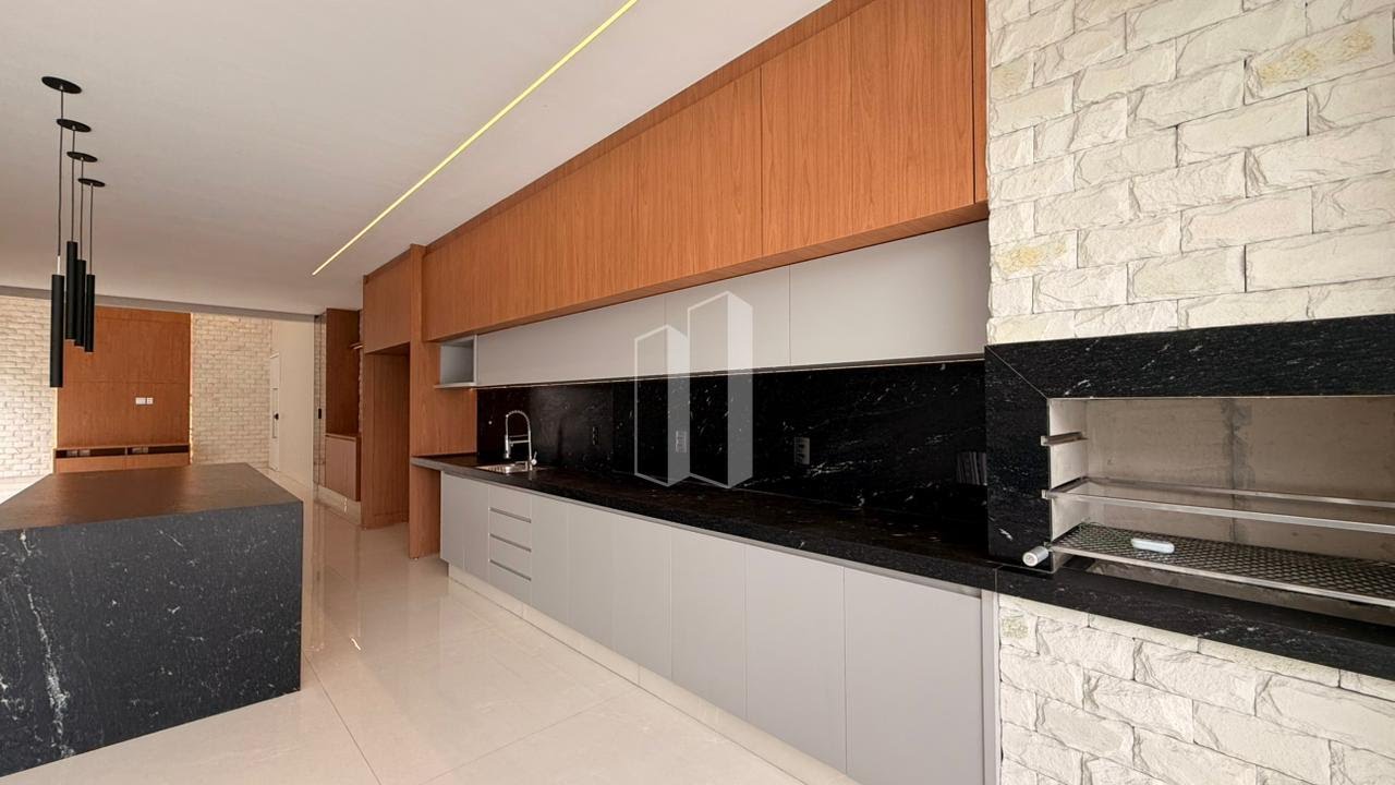 Casa à venda com 4 quartos, 4 suítes, 4 vagas e 207m² no Jardim Europa, Goiânia (GO) — foto 15 de 30