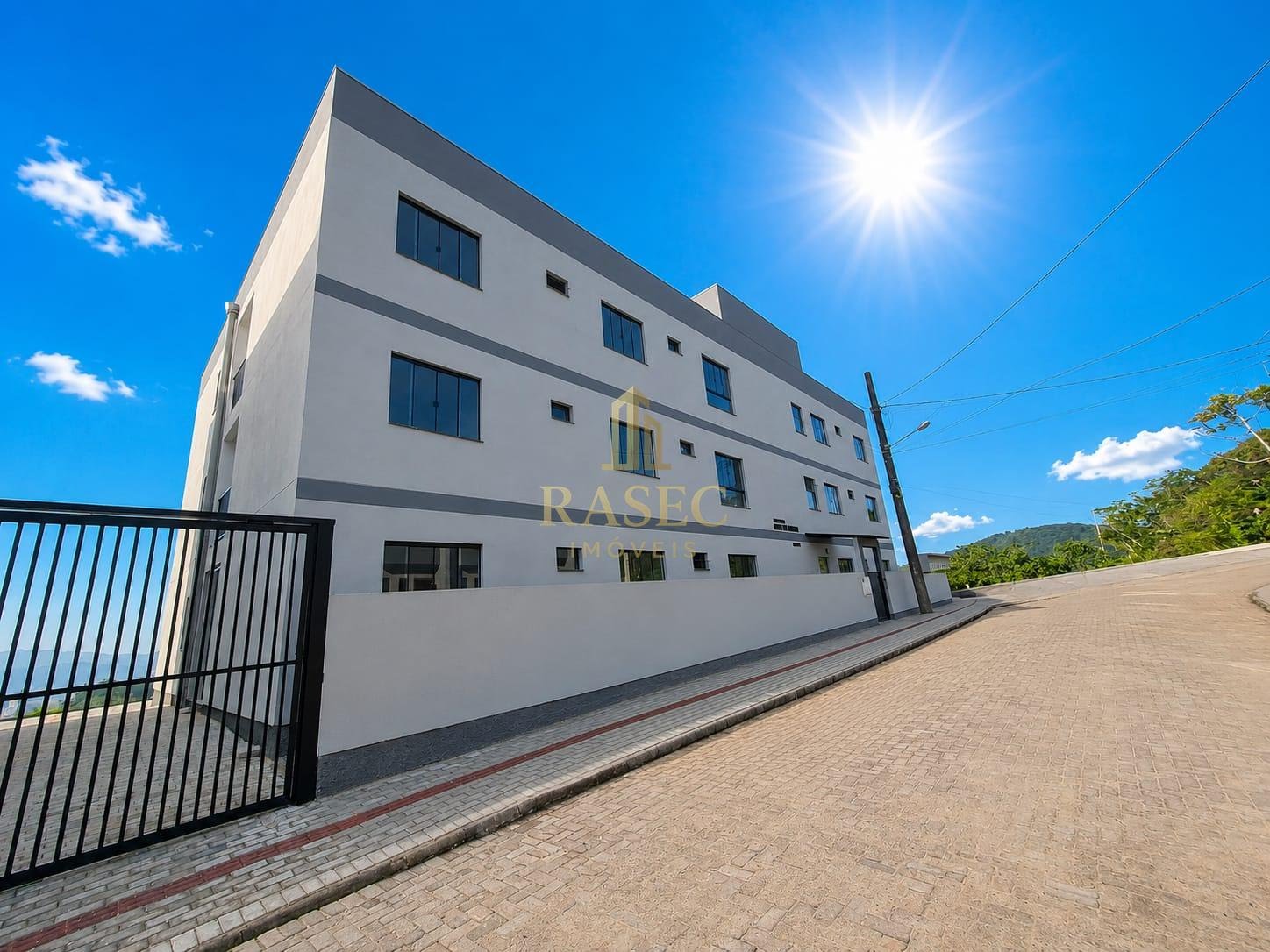 Apartamento para alugar com 1 quarto, 1 banheiro, 1 vaga e 27m² no Nova Brasília, Brusque — foto principal