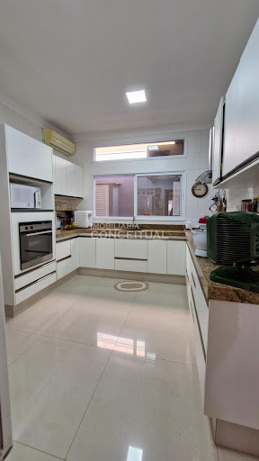 Cozinha com Ar Condicionado