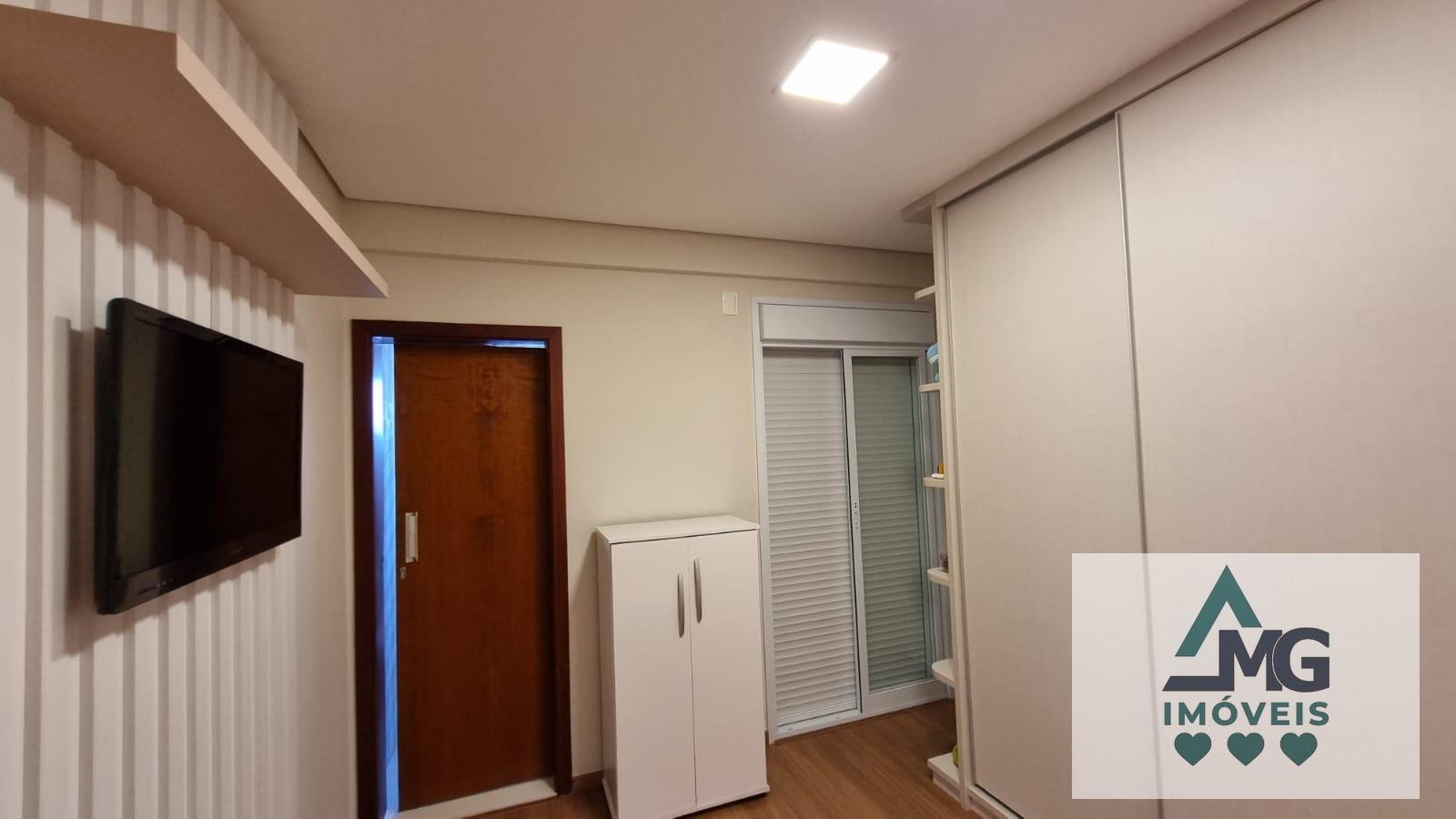 Apartamento à venda com 3 quartos, 3 suítes, 4 vagas e 245m² no Centro, Três Corações (MG) — foto 13 de 30