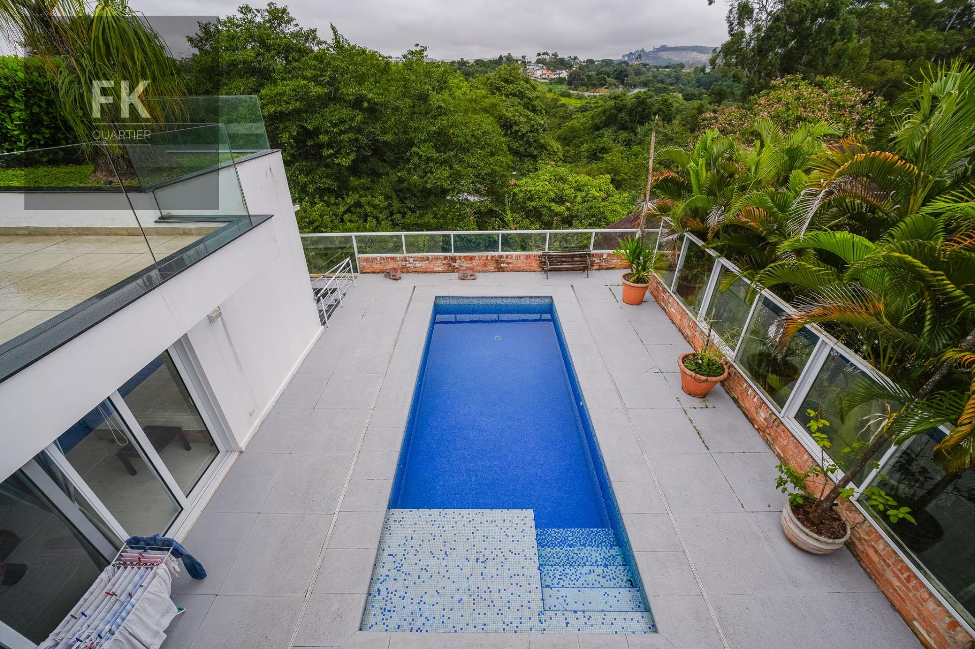 Casa à venda com 5 quartos, 5 suítes, 4 vagas e 598m² no Alphaville, Santana de Parnaíba (SP) — foto 5 de 30