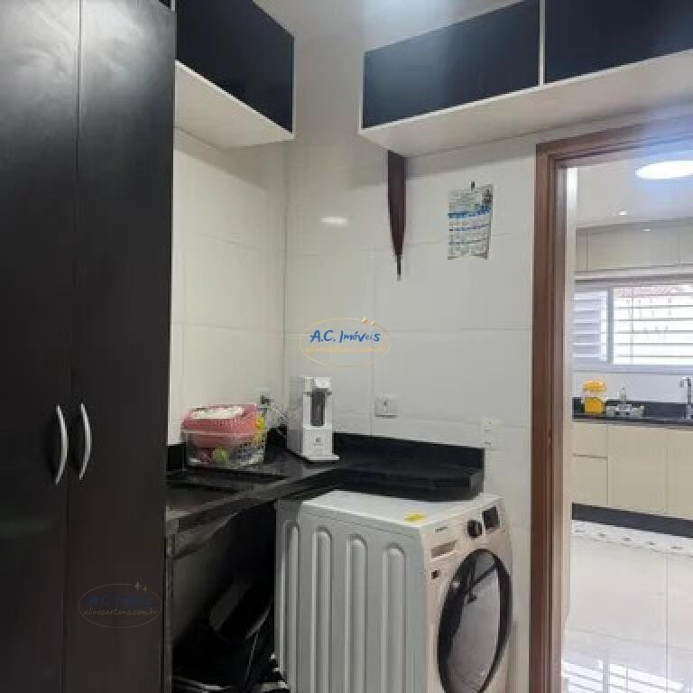 Casa à venda com 3 quartos, 1 suíte, 2 vagas e 105m² no Guilhermina, Praia Grande (SP) — foto 6 de 30