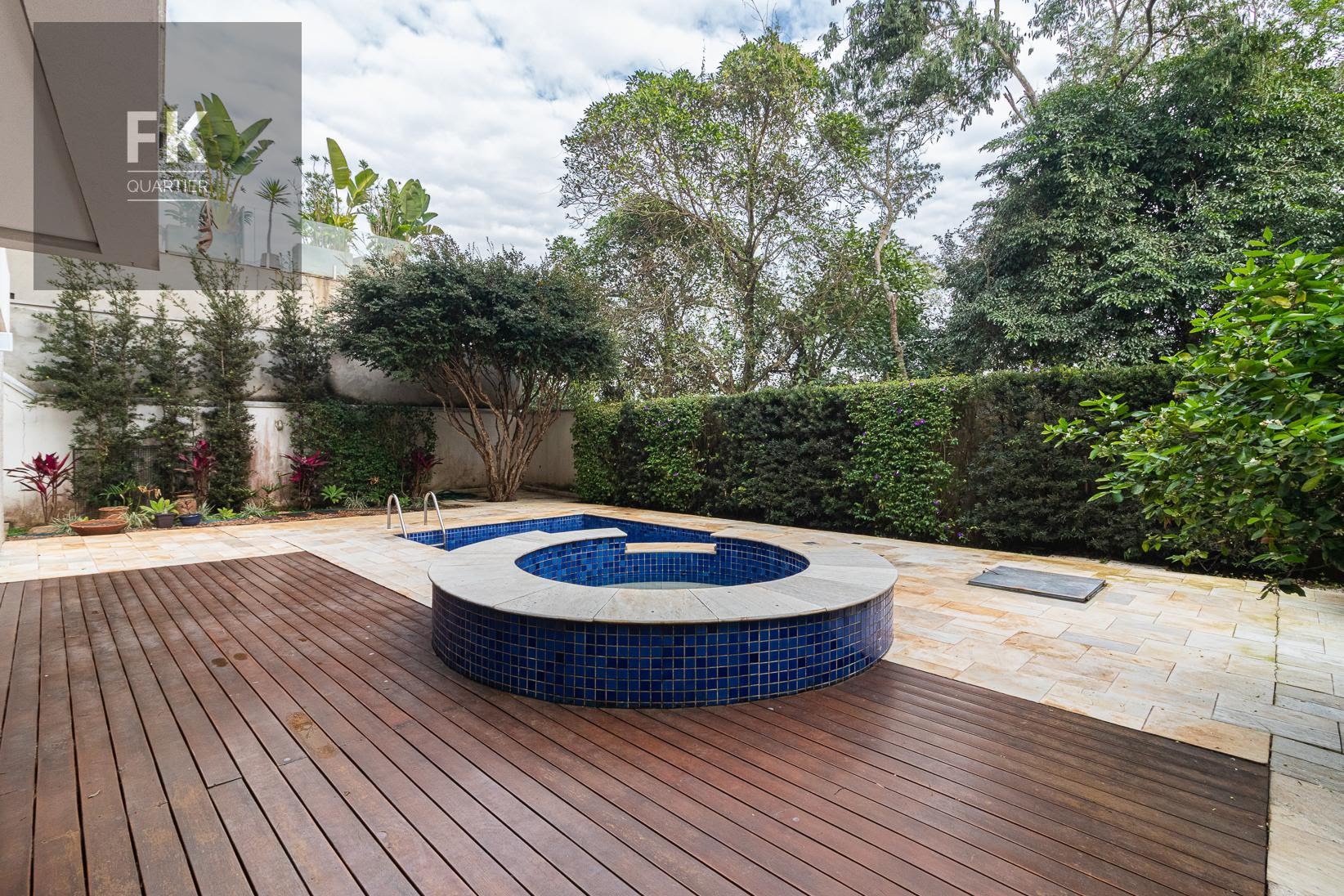 Casa à venda com 4 quartos, 4 suítes, 4 vagas e 435m² no Alphaville, Santana de Parnaíba (SP) — foto 4 de 30