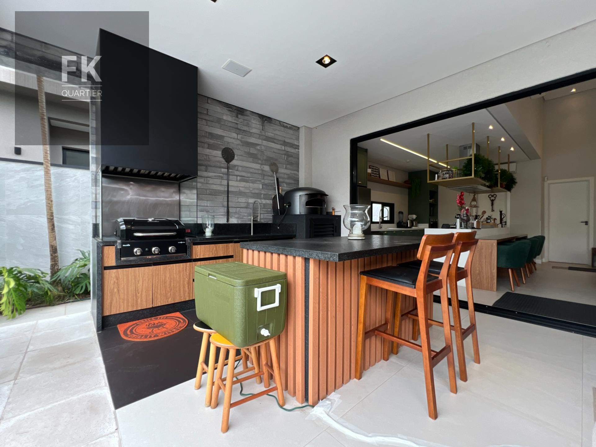 Casa à venda com 3 quartos, 3 suítes, 4 vagas e 382m² no Cidade Tamboré, Santana de Parnaíba (SP) — foto 21 de 30