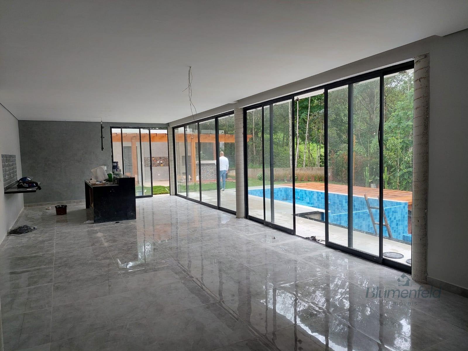 Casa à venda com 3 quartos, 3 suítes, 4 vagas e 330m² no Reserva Ibirapitanga, Santa Isabel (SP) — foto 16 de 30