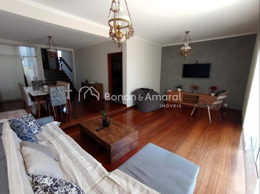 Casa, 4 quartos, 288 m² - Foto 2