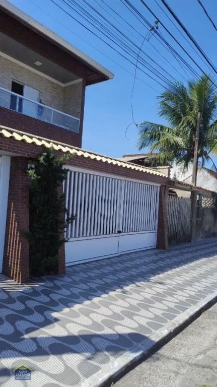 Casa à venda com 2 quartos, 1 banheiro, 1 vaga e 50m² no Vila Assuncao, Praia Grande — foto principal